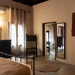 Old Town Corner Luxury