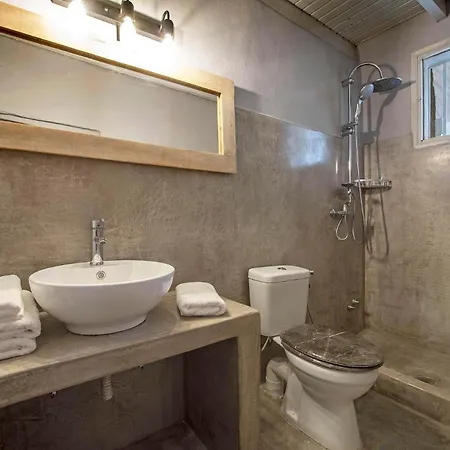 Old Town Corner Luxury Апарт-готель