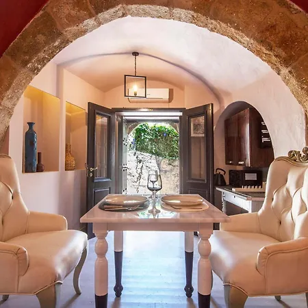 Old Town Corner Luxury 아파트호텔 Rhodes City