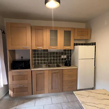 Old Town Corner Luxury Aparthotel