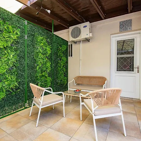 Old Town Corner Luxury Hotel apartamentowy 3*