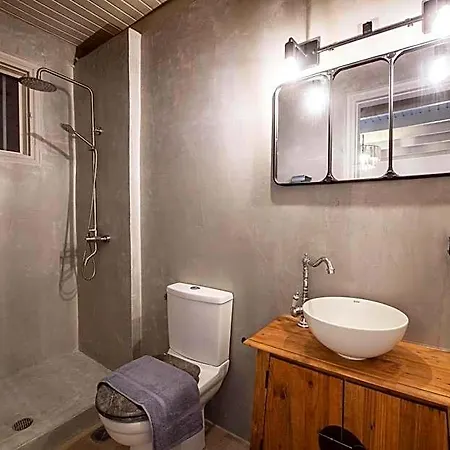 Old Town Corner Luxury Aparthotel 3*