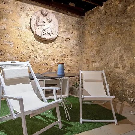 Old Town Corner Luxury Апарт-отель *